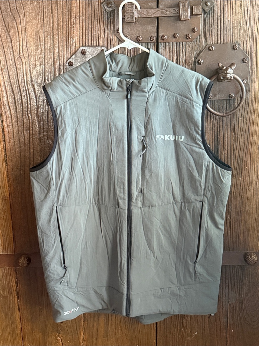 KUIU Men's Grey Lightweight Softshell Vest
